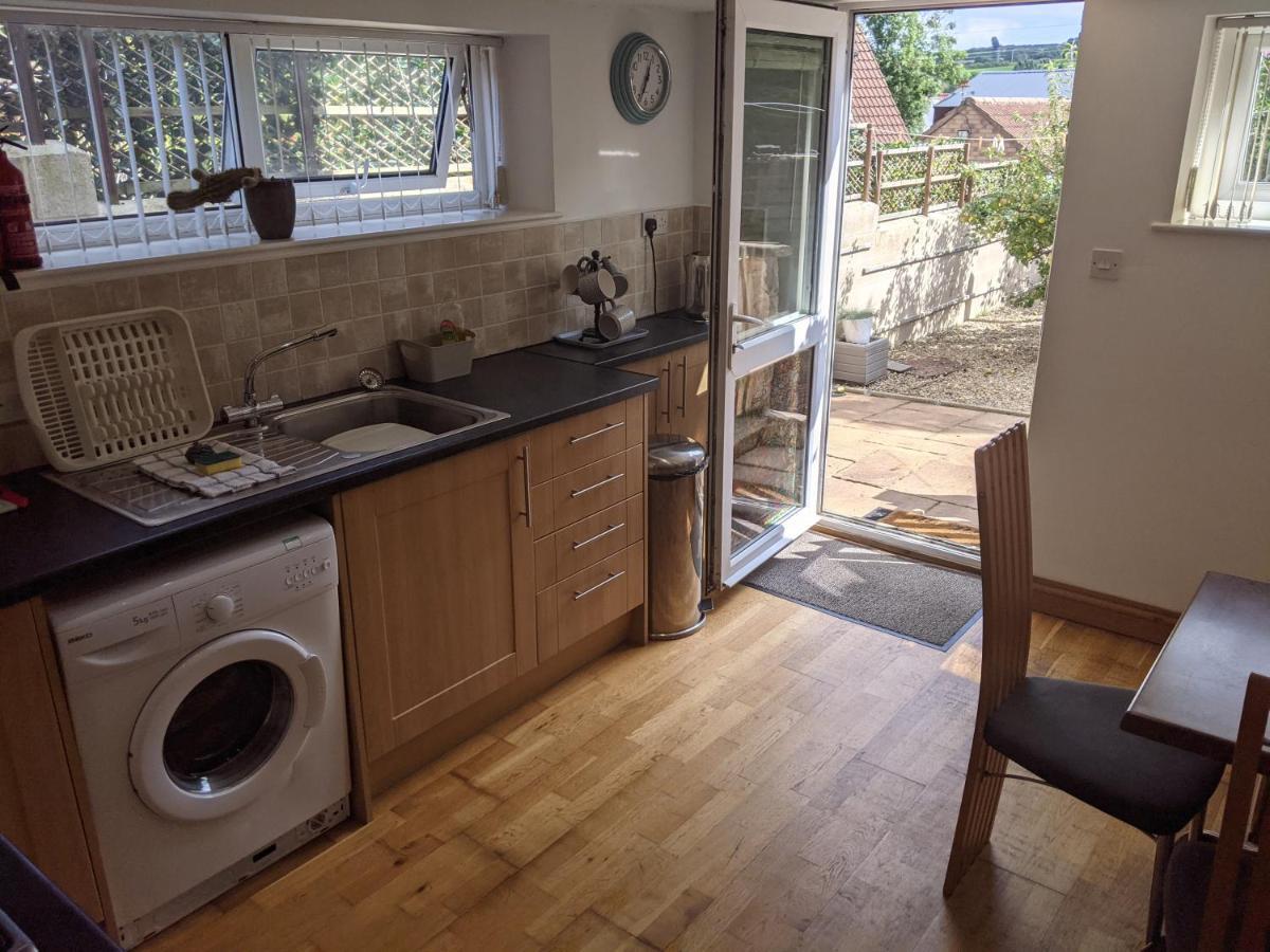 Whitby House Retreat Sleeps 12 Apartment Sleights Bagian luar foto
