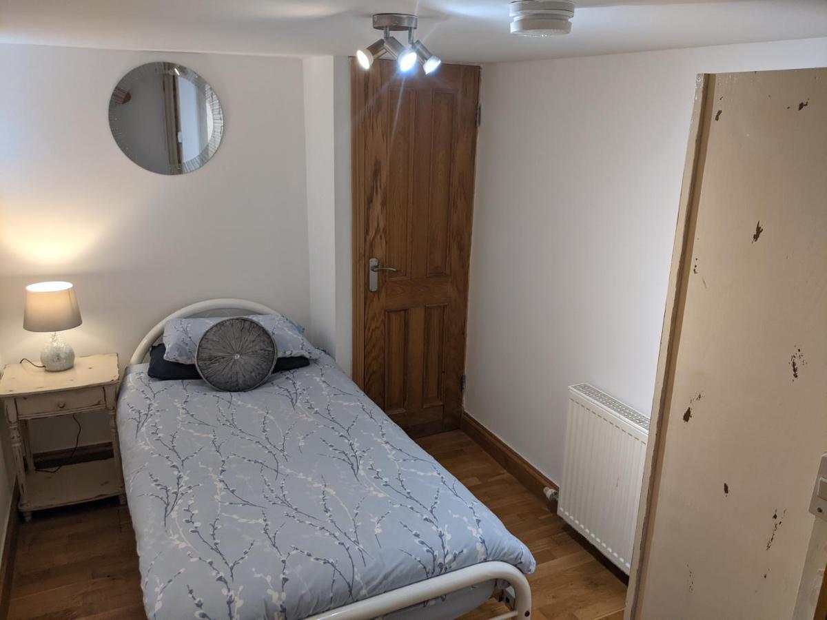 Whitby House Retreat Sleeps 12 Apartment Sleights Bagian luar foto