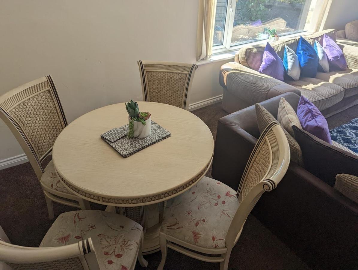 Whitby House Retreat Sleeps 12 Apartment Sleights Bagian luar foto