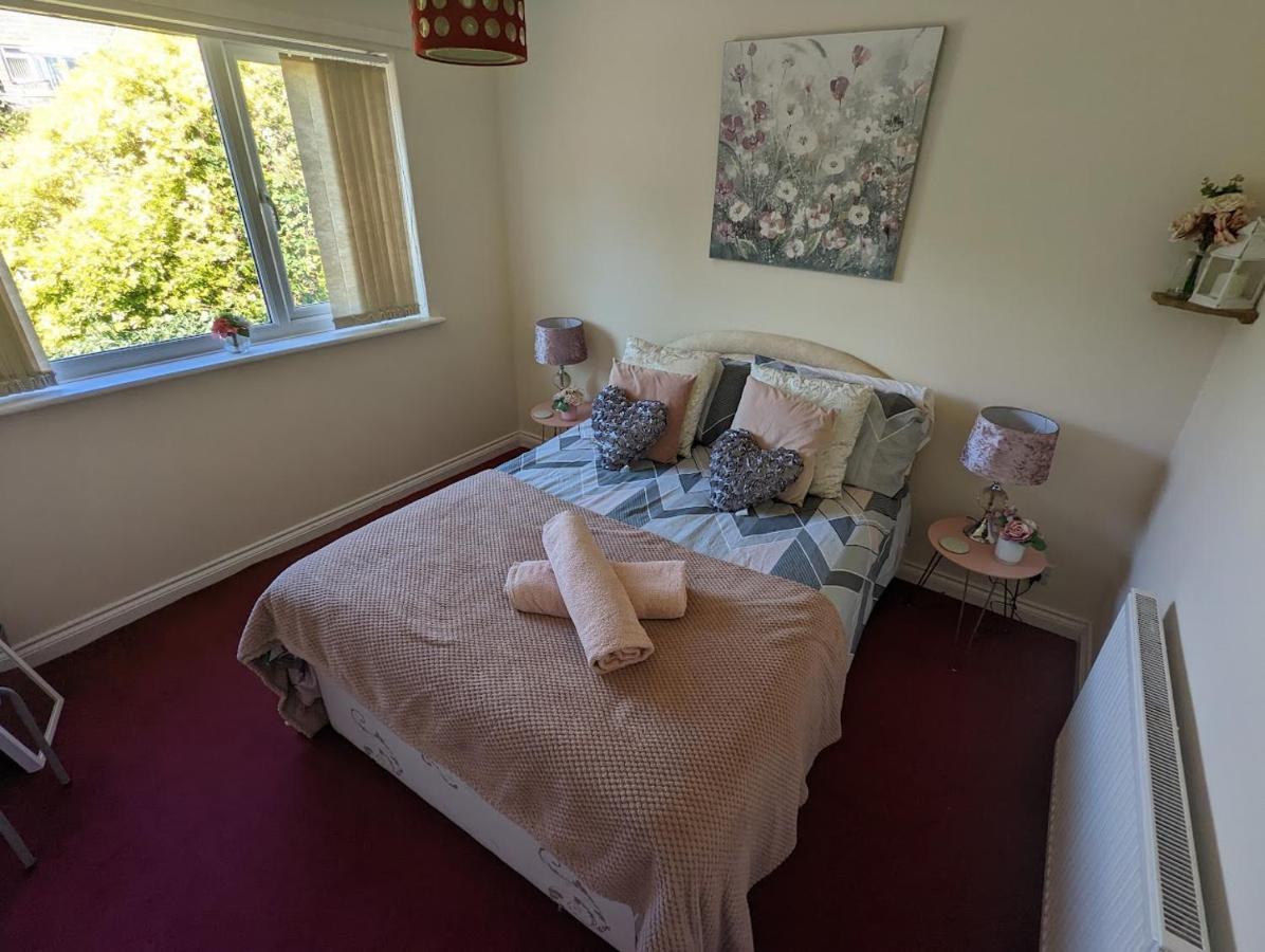 Whitby House Retreat Sleeps 12 Apartment Sleights Bagian luar foto